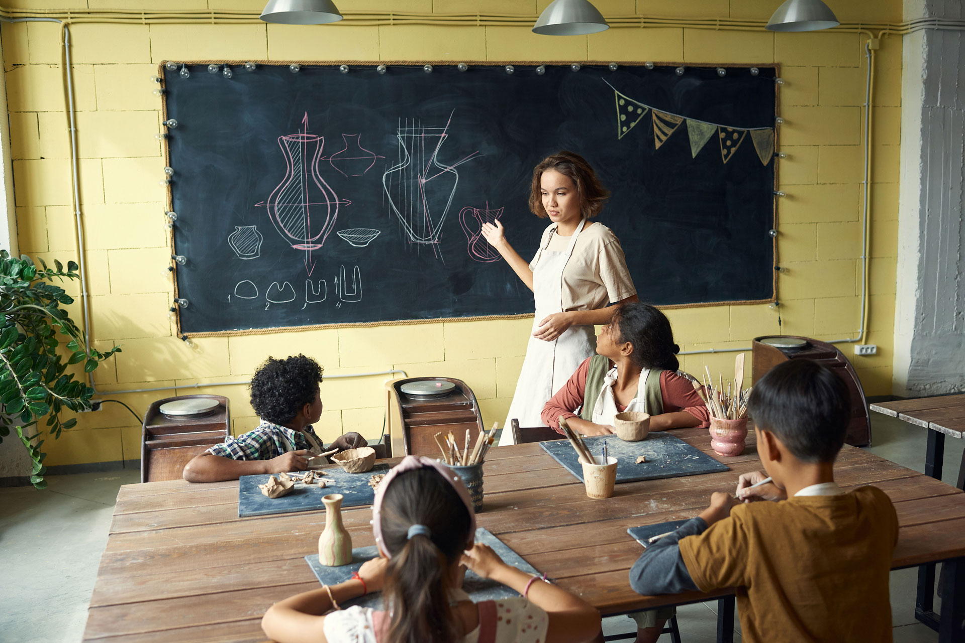 Ilustração lateral esquerda