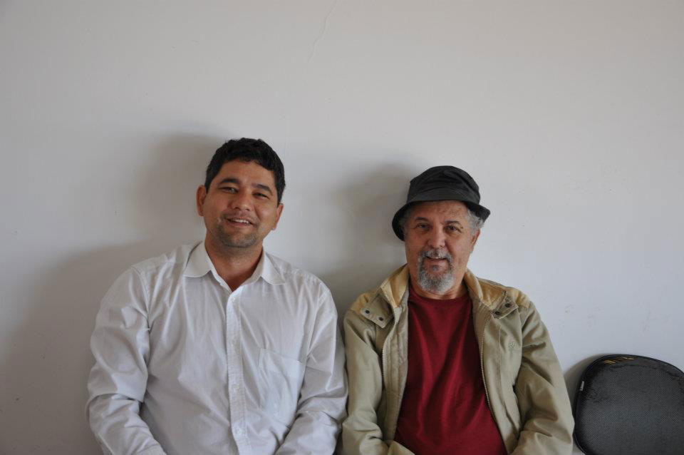 Ilustração lateral direita