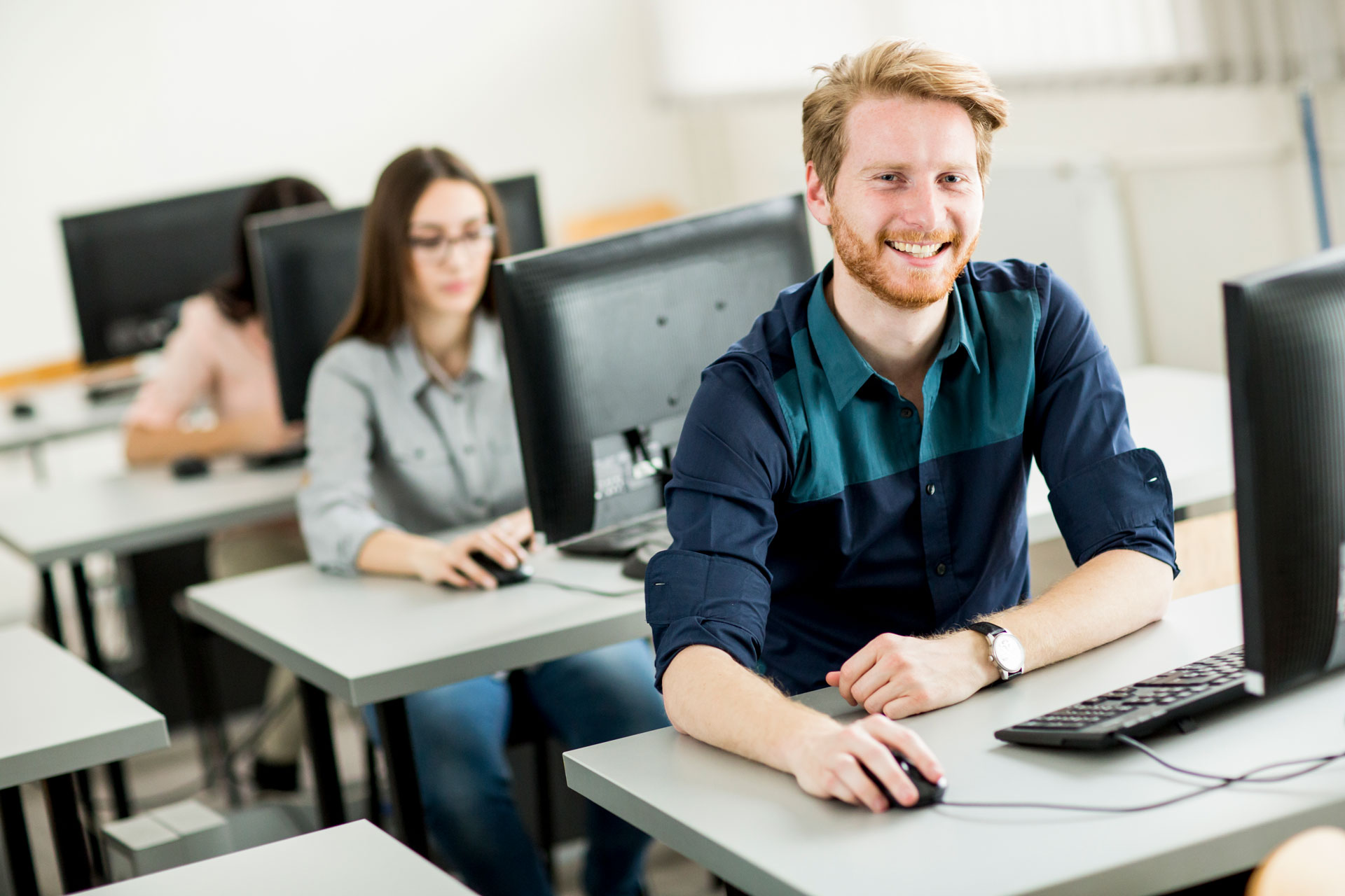 Ilustração lateral esquerda