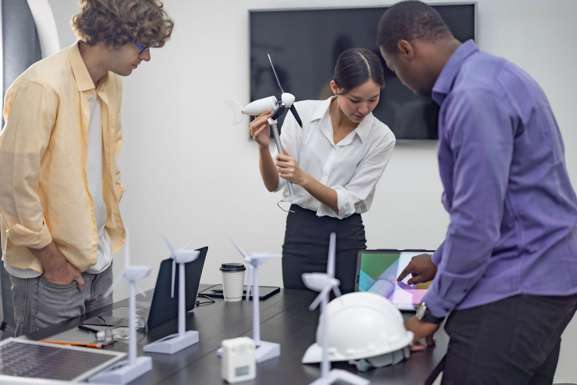 Ilustração lateral esquerda